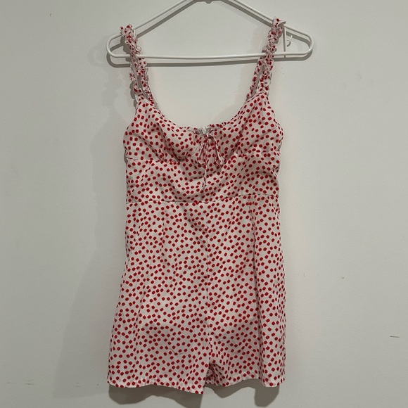 Princess Polly Pants - Princess Polly Red and White Floral Romper Size 8 Shorts Spaghetti Strap